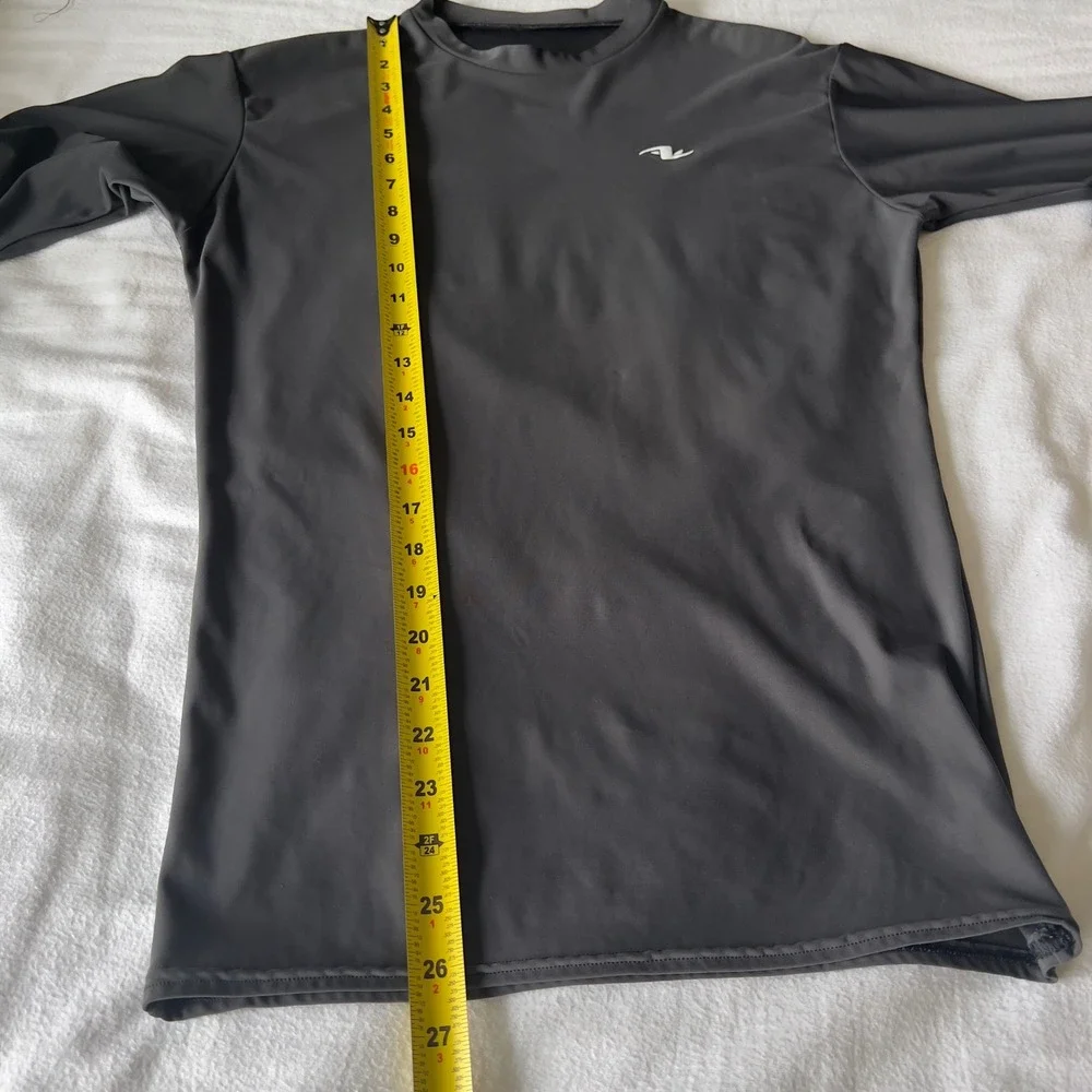 Athletic Works Mens XL Gray Long Sleeve Compression Shirt Base Layer Gym Top